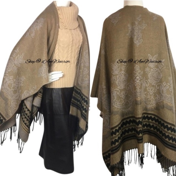 Free People *rare* fringe ruana blanket wrap *shop@iamwarrior - Picture 6 of 10